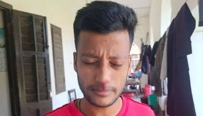 রাজশাহী কলেজে শিক্ষার্থীকে পিটিয়ে রক্তাক্ত করল ছাত্রদল কর্মী