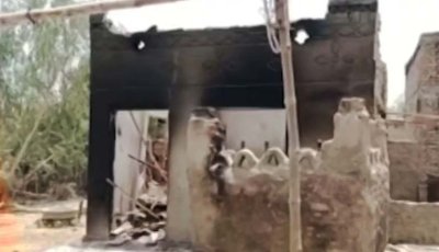 পরিবার-গোত্রের অমতে বিয়ে,পাকিস্তানে জ্বালিয়ে দেওয়া হলো শতাধিক ঘরবাড়ি