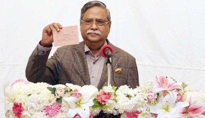 দ্বিতীয়বারের মতো পোস্টাল ব্যালটে ভোট দিলেন রাষ্ট্রপতি