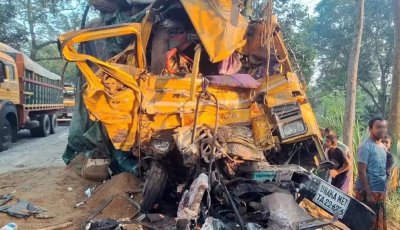 নাটোরে বাস-ট্রাক সংঘর্ষে ১৪ নয়, নিহত ১২: প্রশাসন