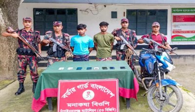 চাঁপাইনবাবগঞ্জ সীমান্ত দিয়ে ঢুকছে ভারতীয় চোরাই মোবাইল ফোন