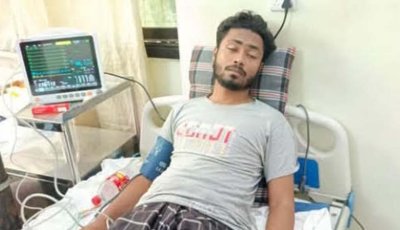 রাবির জোহা হলে শিক্ষার্থীকে সাপে কামড়, মিলল বিষধর কালাচ