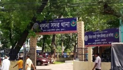 রাস্তায় যুবকের গুলিবিদ্ধ লাশ, পাশেই পড়ে আছে দামি মোটরসাইকেলটি