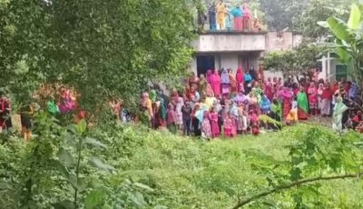 পাবনায় ডোবা থেকে গলায় গামছা পেঁচানো যুবকের মরদেহ উদ্ধার