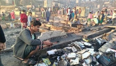 মধ্যরাতে রোহিঙ্গা ক্যাম্পে আগুন, পুড়েছে ৪৬৪ ঘর
