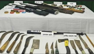 বাড্ডা ও যাত্রাবাড়ীতে সেনা অভিযান, বিপুল অস্ত্র-মাদক উদ্ধার