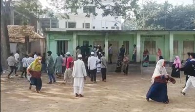 ব্রাহ্মণবাড়িয়ায় রুমিন ও জুনায়েদের সমর্থকদের হাতাহাতি