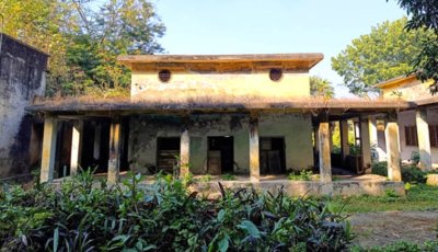 ৬৪ বছরের সরকারি রেশম বীজাগার ধ্বংসের মুখে