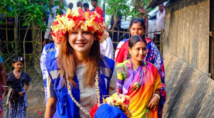 জলবায়ু পরিবর্তনের প্রভাব পরিদর্শনে ইউএনডিপির শুভেচ্ছা দূত জয়া আহসান