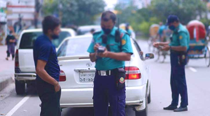 ট্রাফিক সার্জেন্টদের হাতে তাৎক্ষণিক জরিমানার নতুন ক্ষমতা