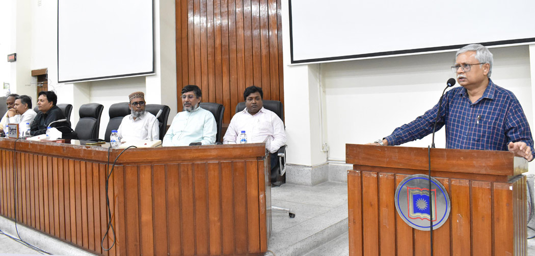 রাকসু নির্বাচন সংশ্লিষ্টদের উপাচার্যের আনুষ্ঠানিক ধন্যবাদ জ্ঞাপন