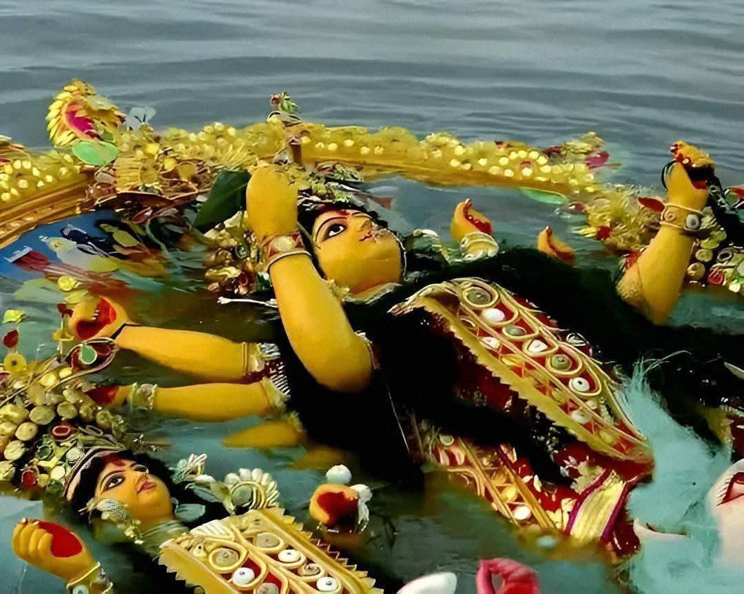তানোরে প্রতিমা বিসর্জনের মধ্যদিয়ে শেষ হলো শারদীয় দূর্গোৎসব