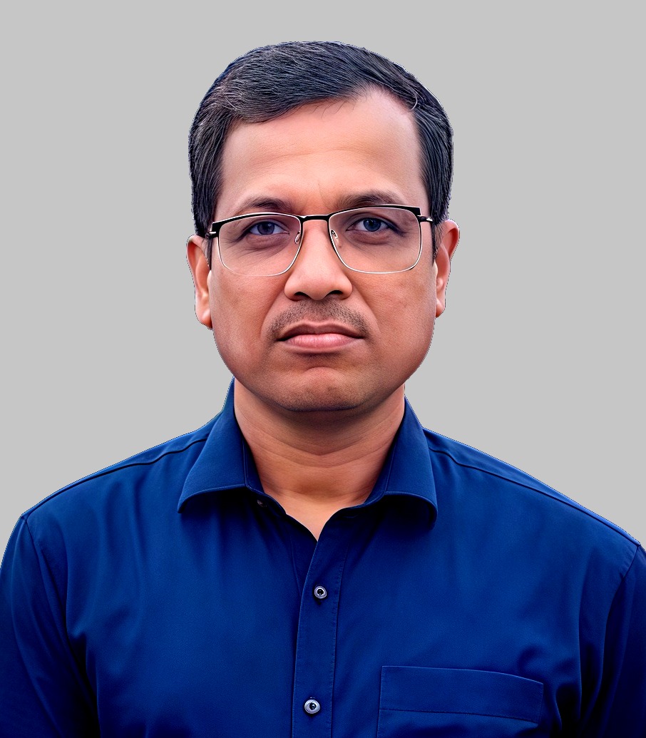 রাজশাহী বিভাগের শ্রেষ্ঠ কানুনগো নিশিথ কুমার সরকার