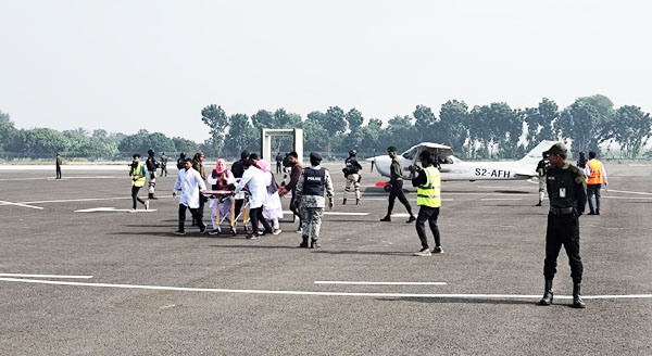 শাহ মখদুম বিমানবন্দরে ঝুঁকি মোকাবেলায় ১২টিরও বেশি সংস্থার যৌথ নিরাপত্তা মহড়া